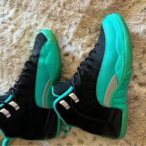 Air Jordans, hyper 12 retro Jade